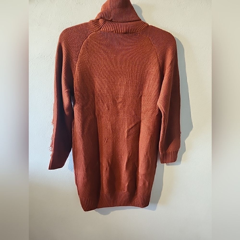 BTFBM Womens Burnt Orange Fall Sweater Size Medium with Fringe NWT - Picture 6 of 6